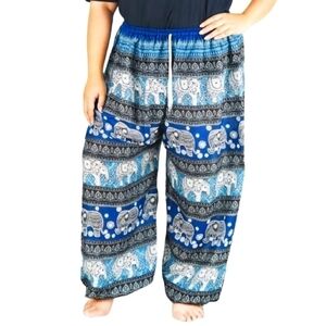 Chinrada - Smocked Waist wide legs PLUS SIZE 2XL มัดย้อมดอกดำ🇹🇭